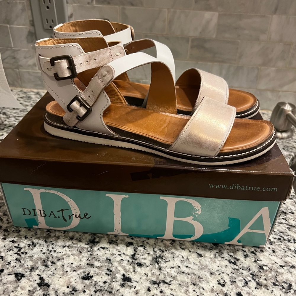 Diba True Fair Enough Rose Gold/White Leather Sandal